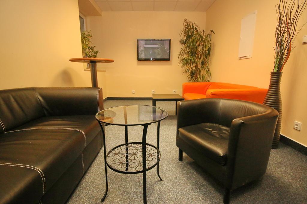 City Hostel Brno Modřice Dış mekan fotoğraf