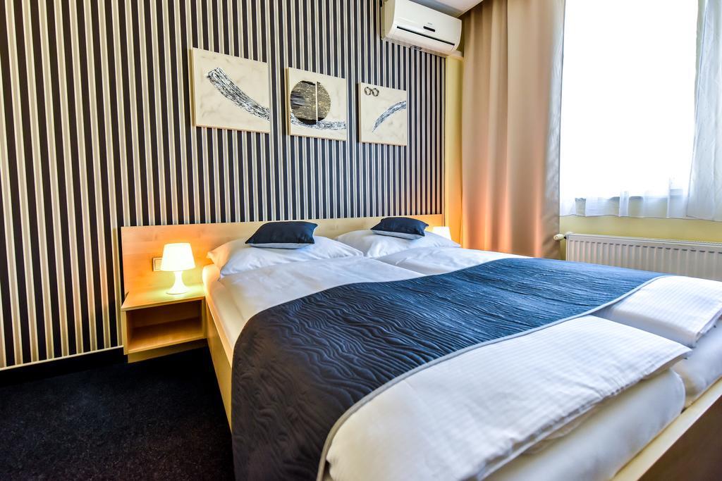 City Hostel Brno Modřice Dış mekan fotoğraf
