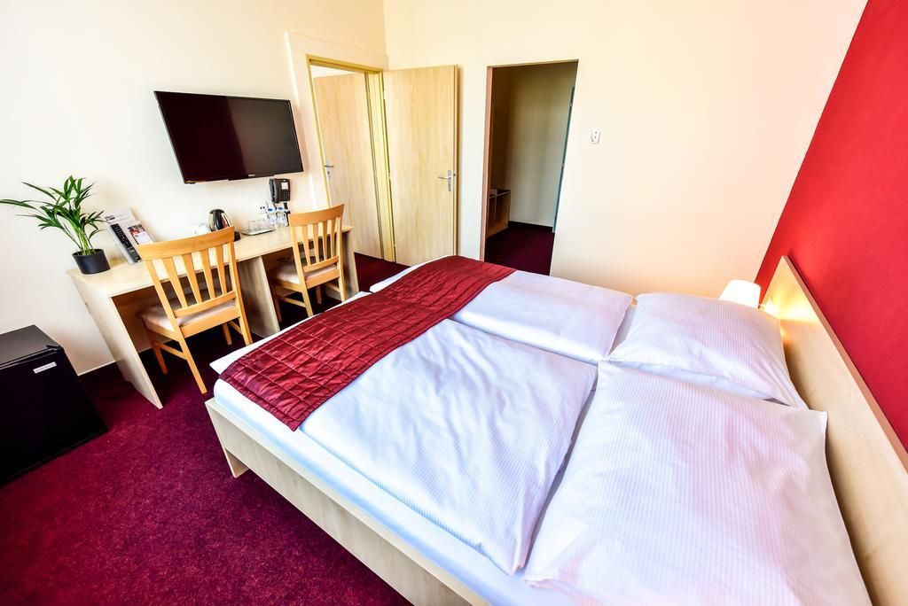 City Hostel Brno Modřice Dış mekan fotoğraf