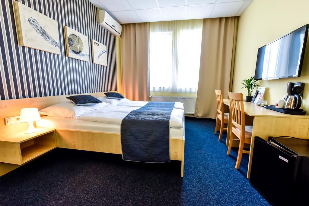 City Hostel Brno Modřice Dış mekan fotoğraf