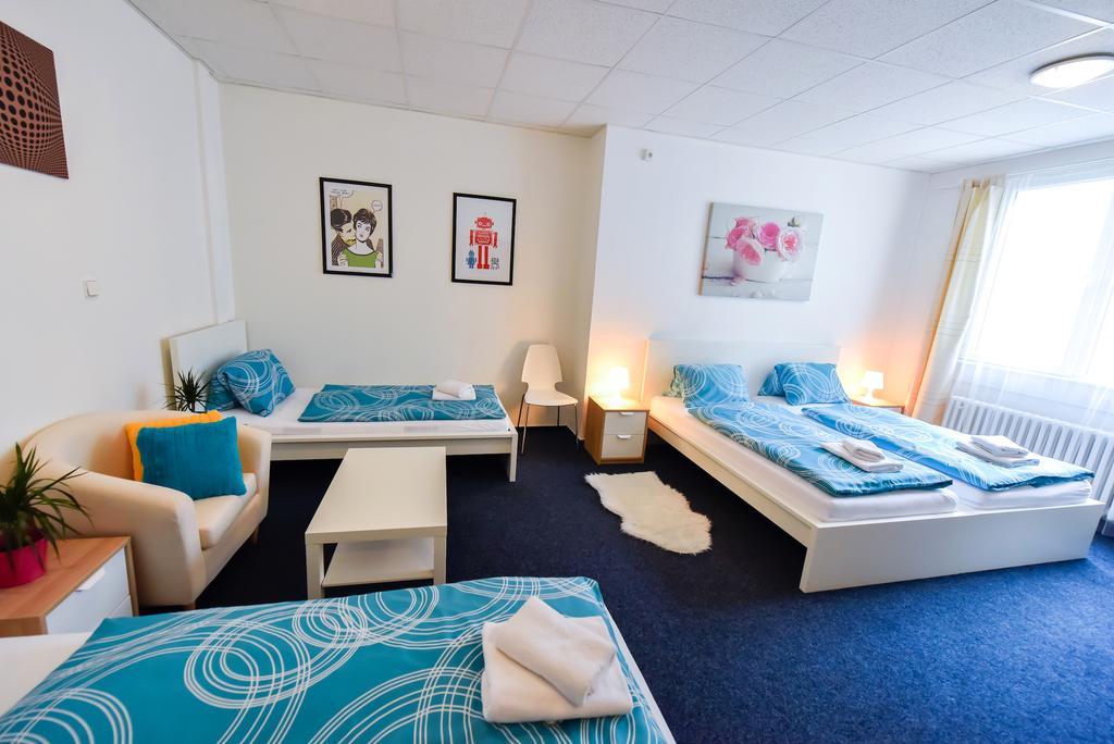 City Hostel Brno Modřice Dış mekan fotoğraf