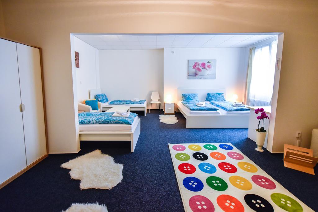 City Hostel Brno Modřice Dış mekan fotoğraf
