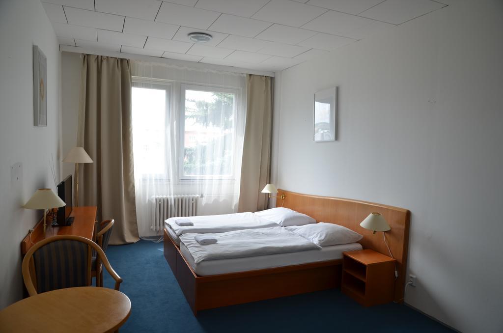 City Hostel Brno Modřice Dış mekan fotoğraf