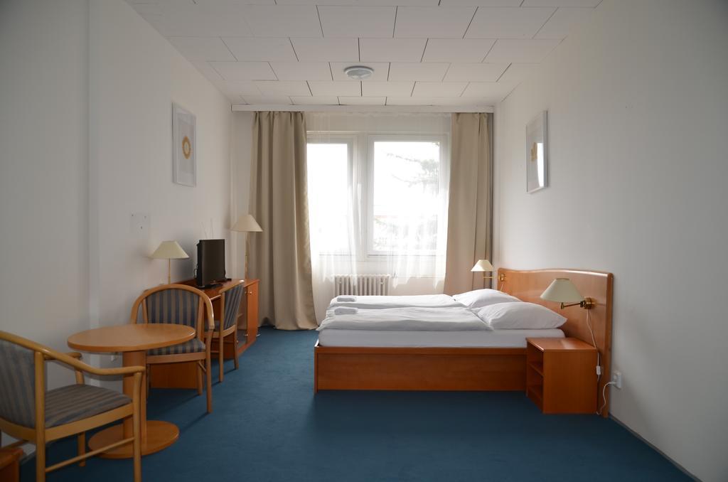 City Hostel Brno Modřice Dış mekan fotoğraf