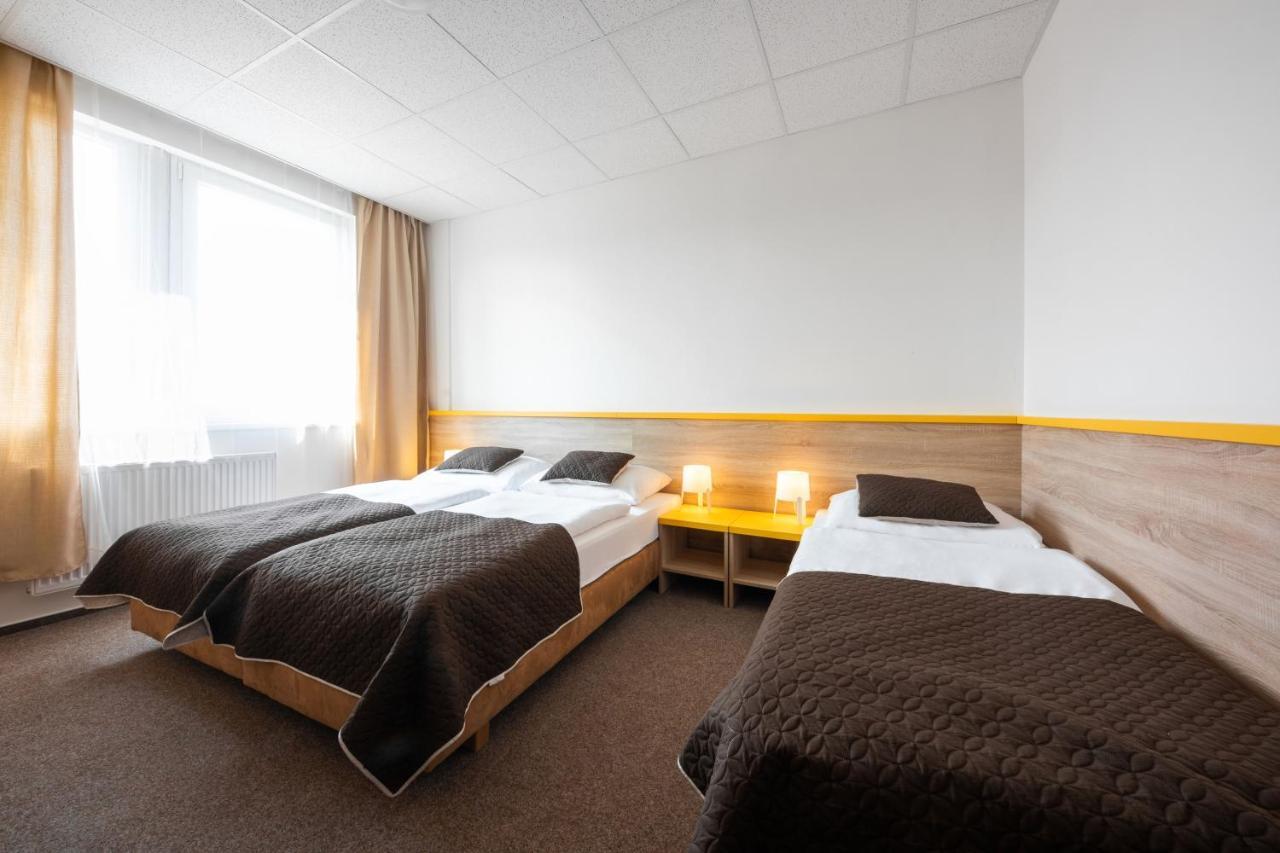 City Hostel Brno Modřice Dış mekan fotoğraf